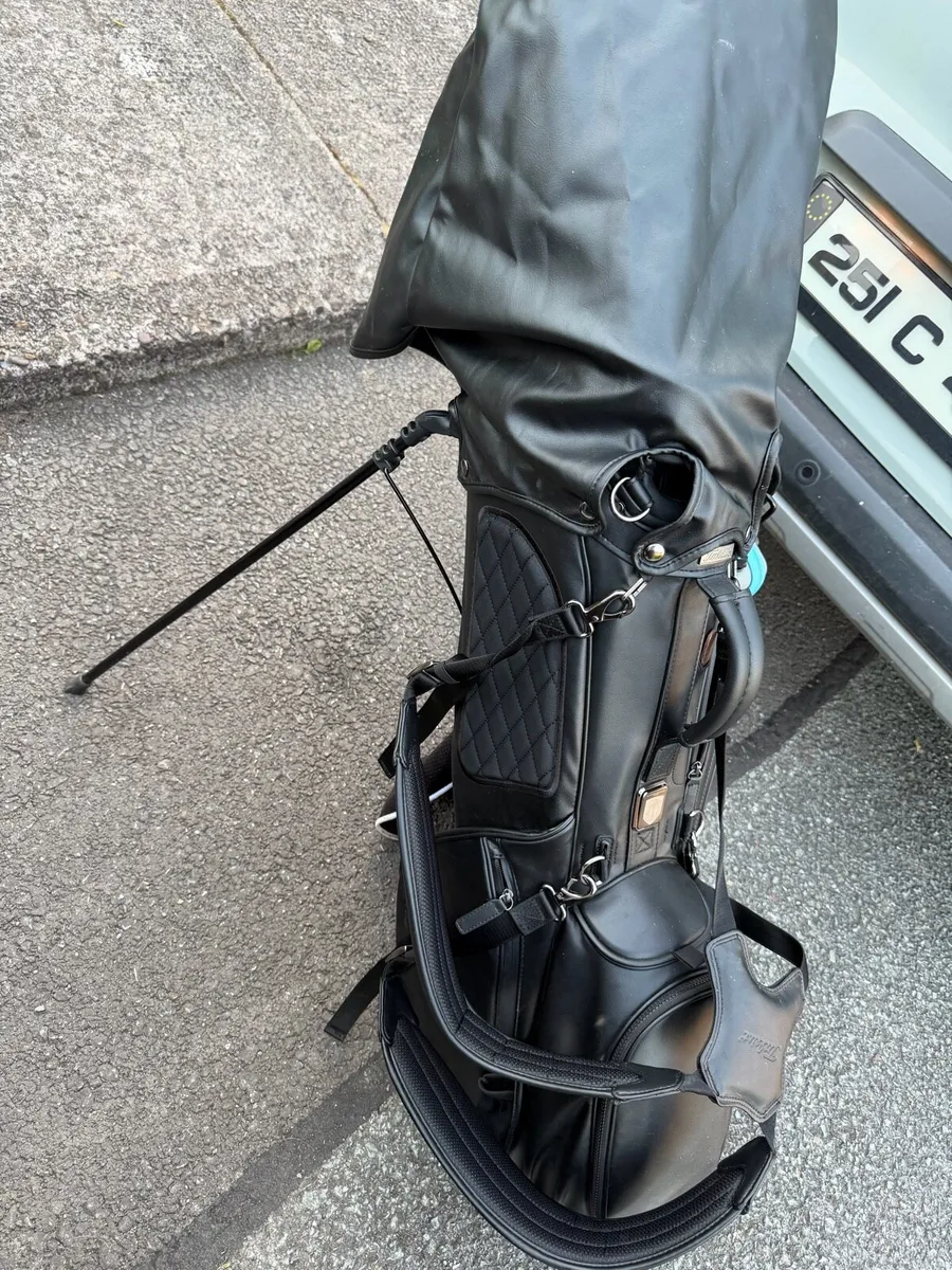 Titleist links legend stand bag - Image 1