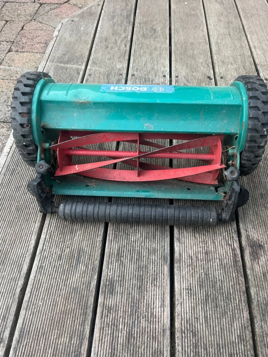 Bosch hand push lawnmower - Image 2