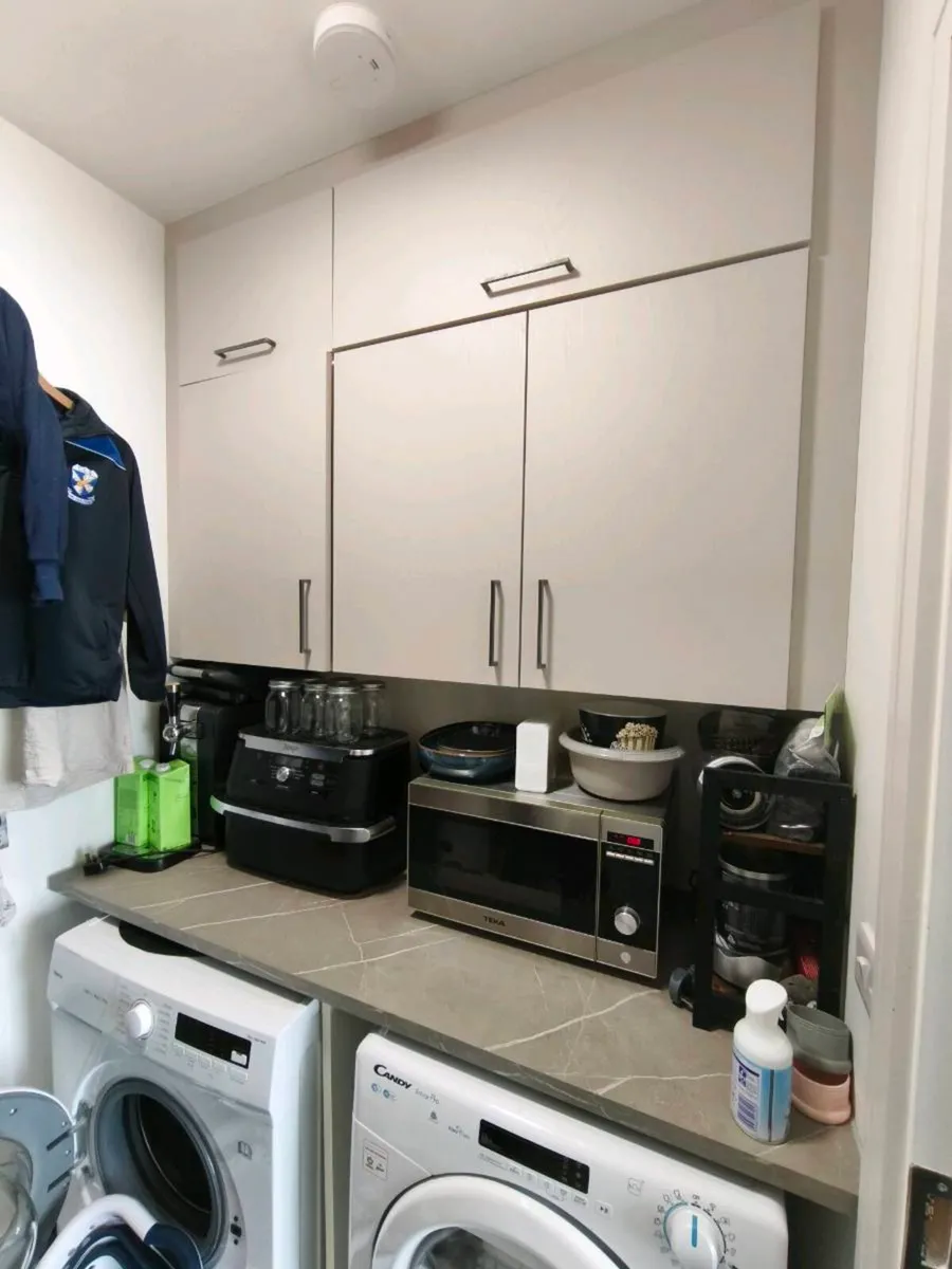 Kitchen And Utility Cupboards Countertops Hob Fan - Image 2