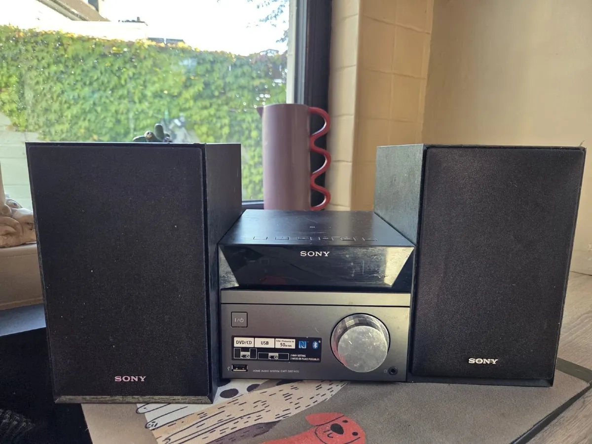 Sony CMT-SBT40D Micro Hi-Fi System with Remote - Image 2