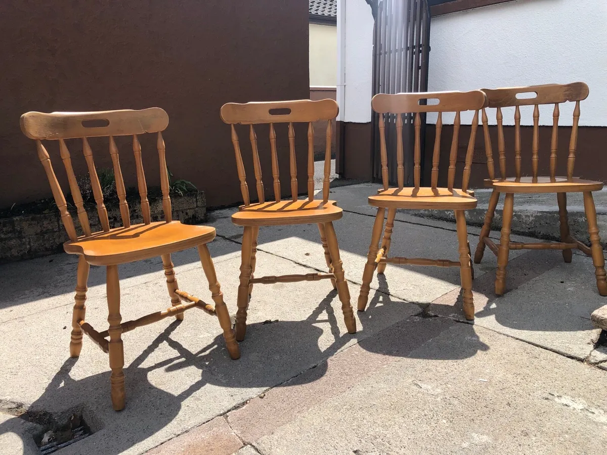 Wooden kitchen chairs (x4) - Image 1