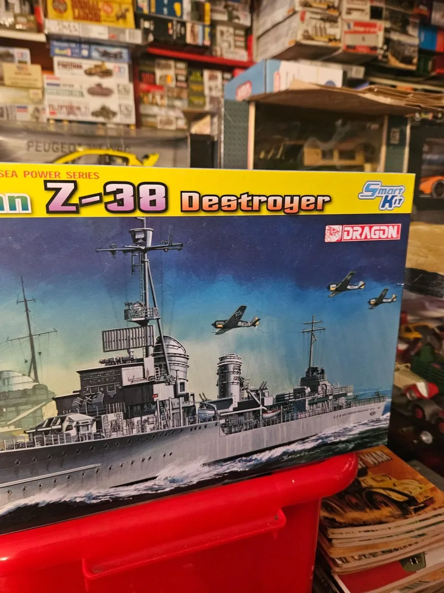 Airfix Dragon German WW2 Z38 Destroyer - Image 3