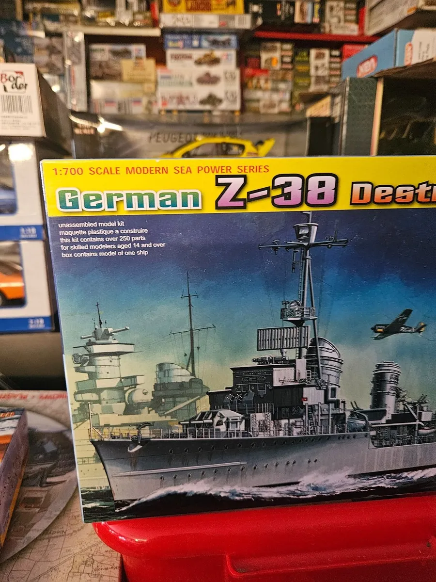 Airfix Dragon German WW2 Z38 Destroyer - Image 2