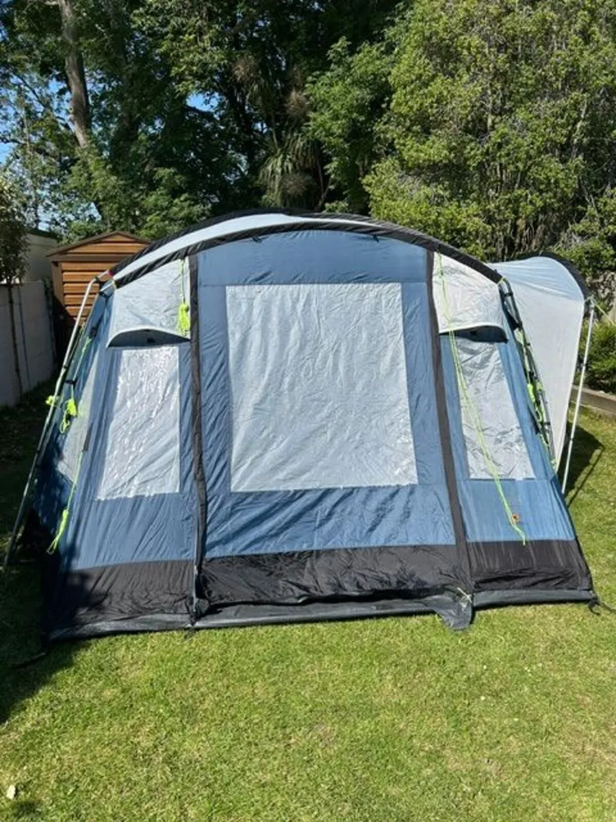 Royal Havana 6 Tent - Image 1