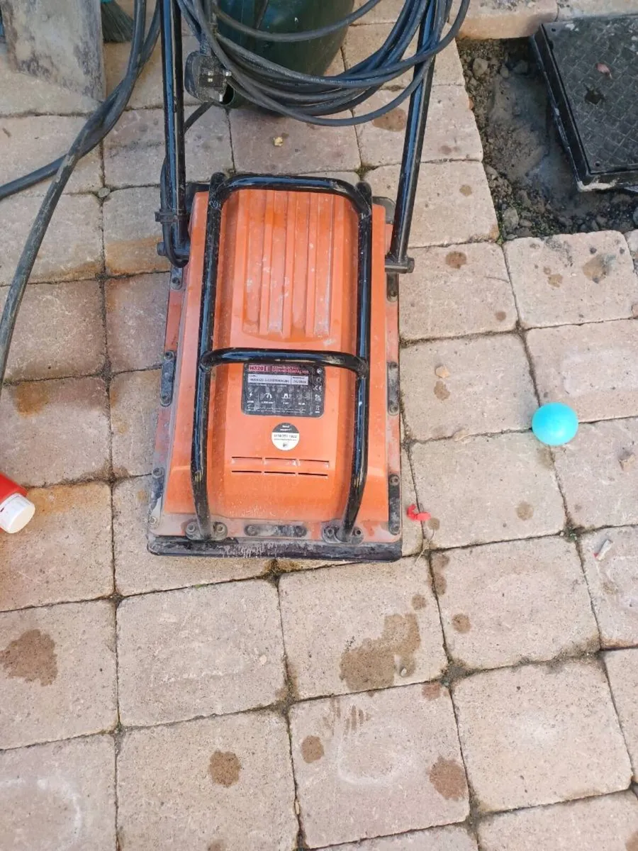 Electric wacker - Image 1