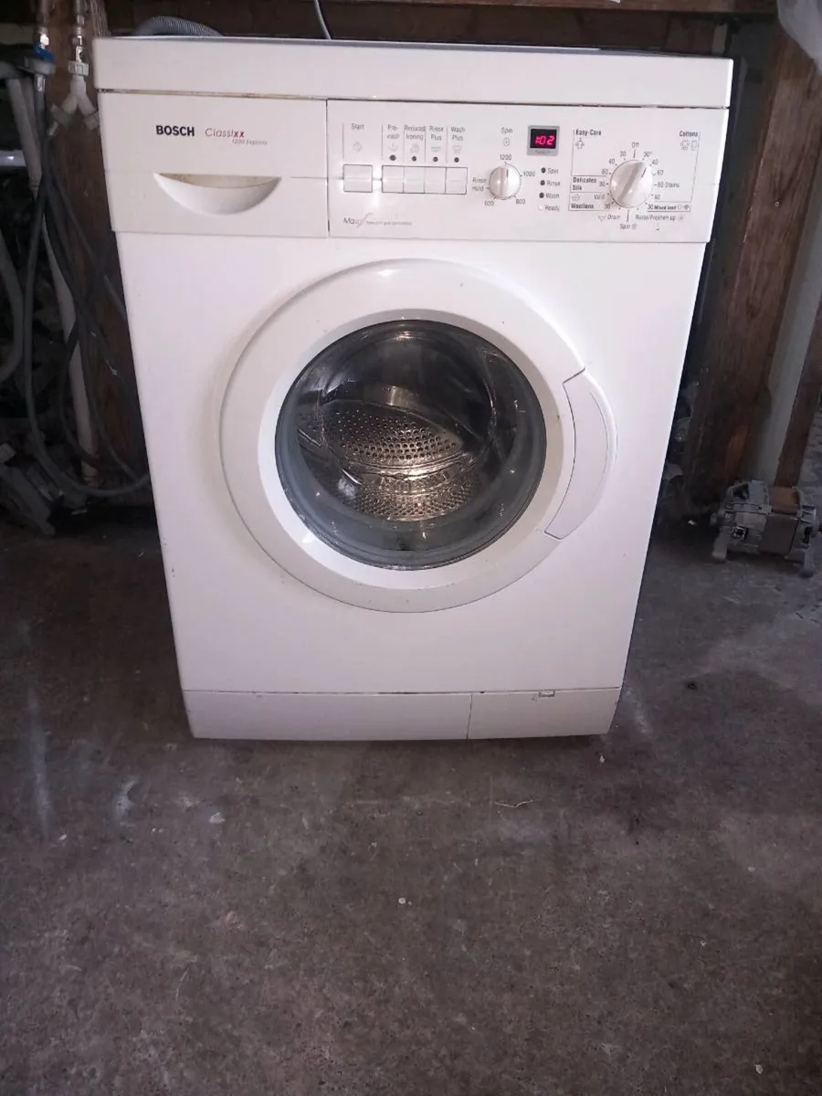 Bosch 7kg washing machine - Image 1