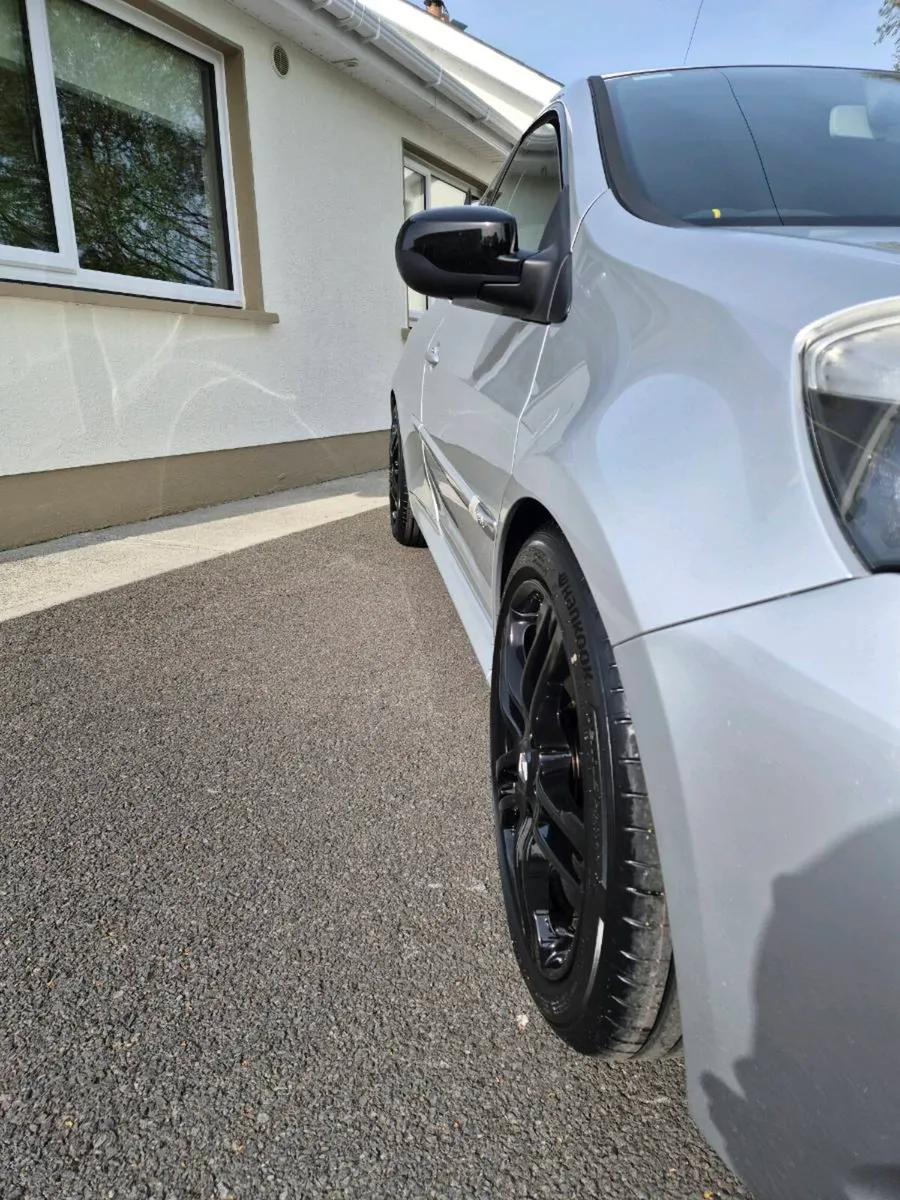Clio RS 200 with Recaro's - Image 4