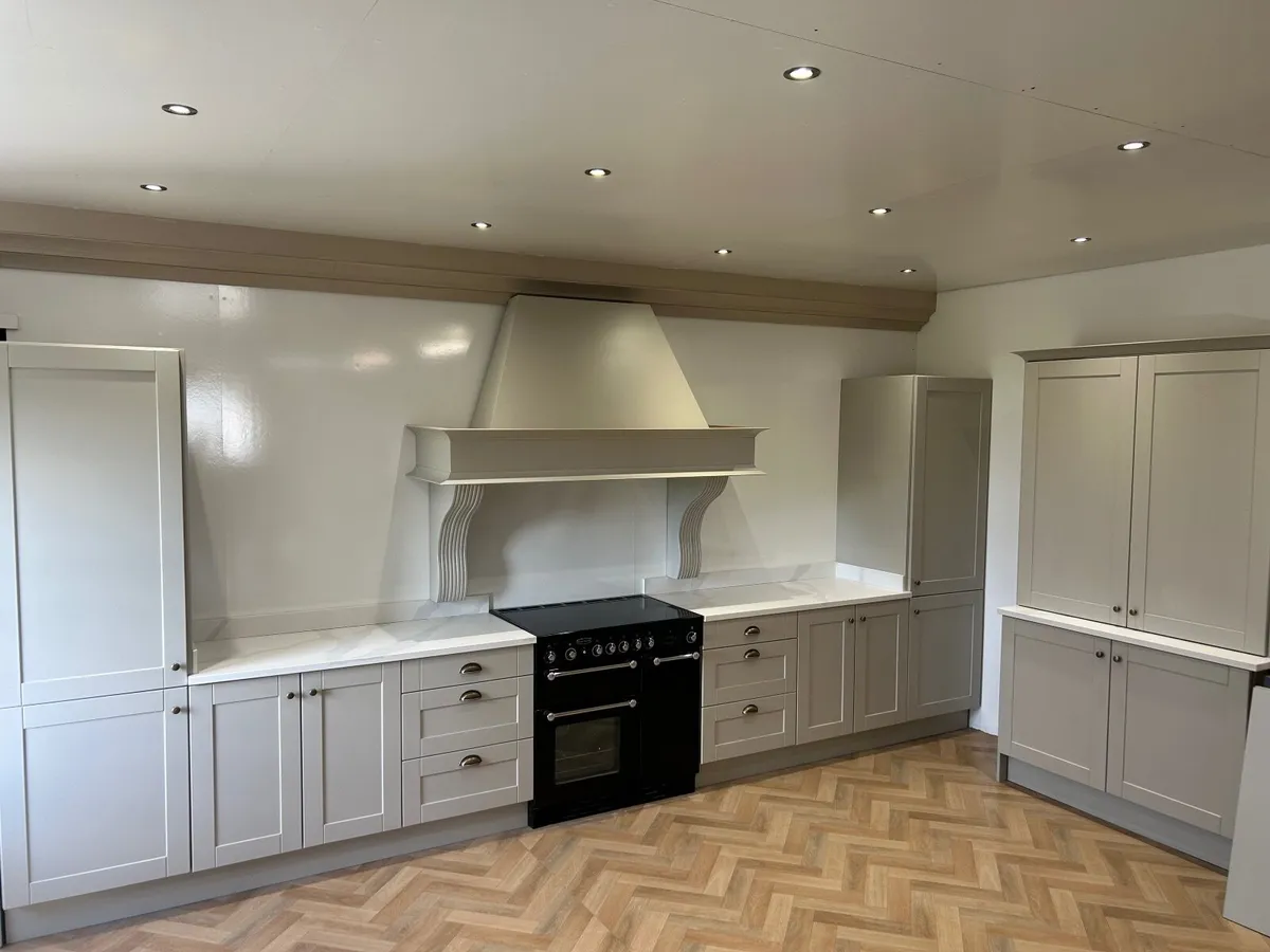 Kitchen - Image 2