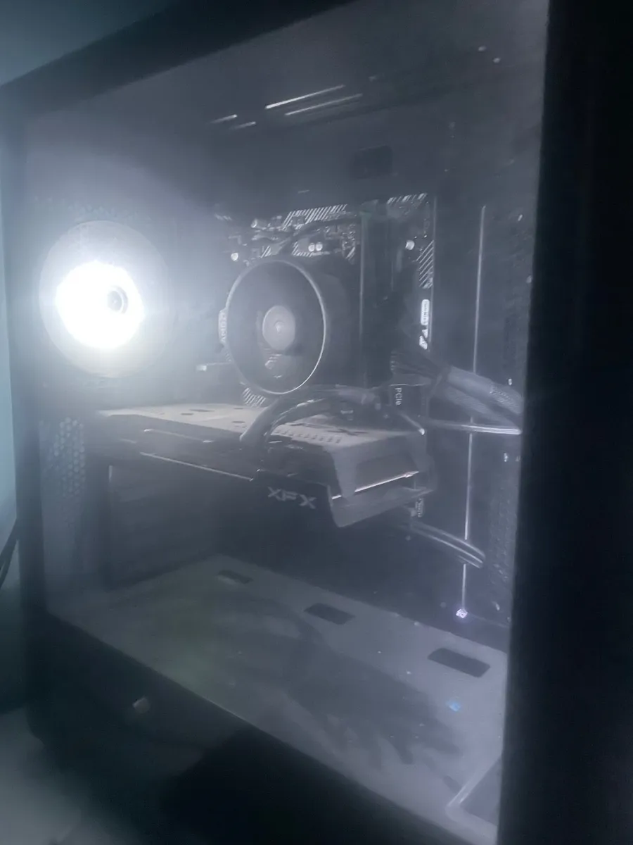 Gaming PC – Ryzen 5 5600X / RX 7600 / 16GB RAM / - Image 2