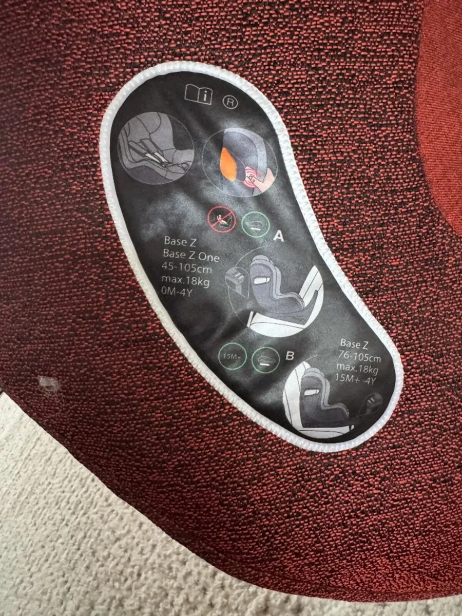 Cybex Sirona Z plus Car Seat & Base Z Bundle - Image 4