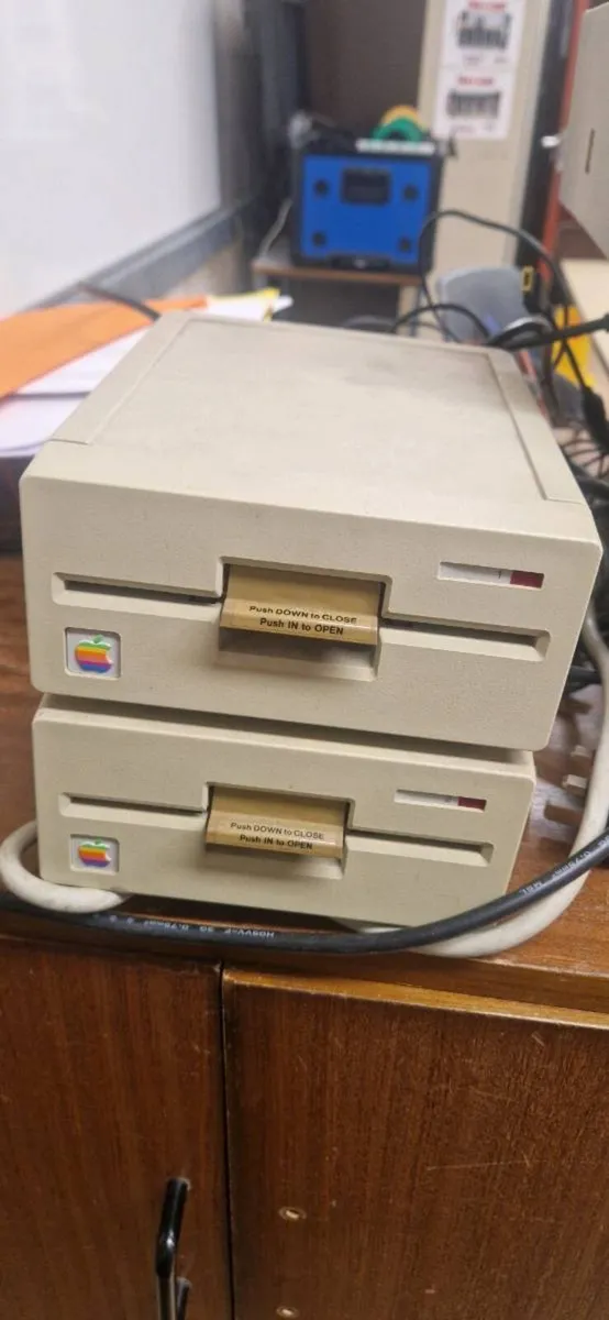 Vintage Apple Computer - Image 2
