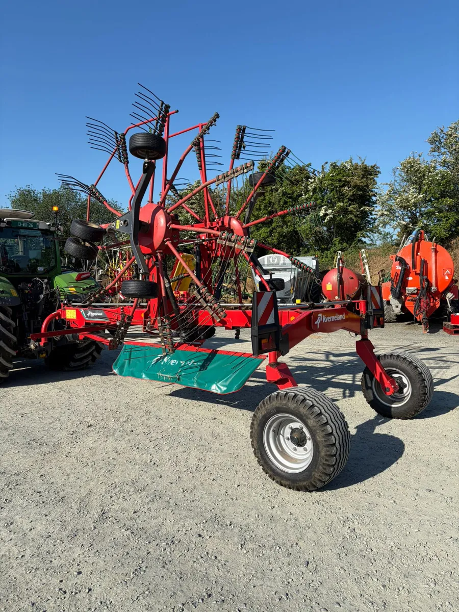 2022 Kverneland 9472C Rake - €15,500 + VAT - Image 3