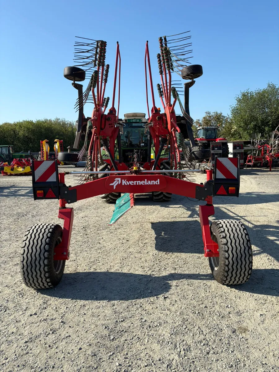 2022 Kverneland 9472C Rake - €15,500 + VAT - Image 4