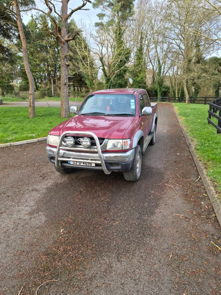 Toyota hilux - Image 3