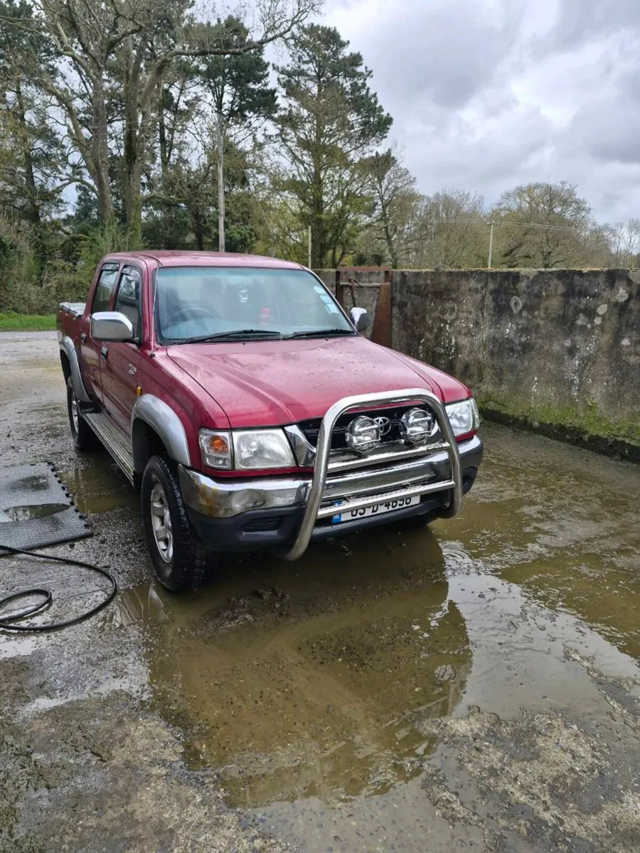 Toyota hilux - Image 1