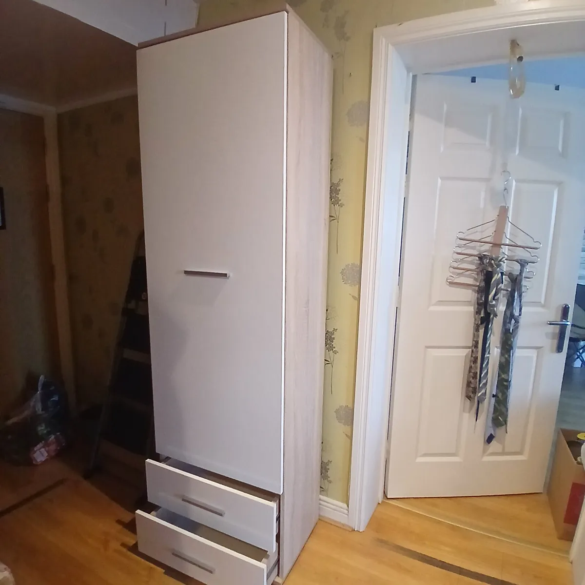 furnitureI will sell cheaply, price negotiable - Image 1