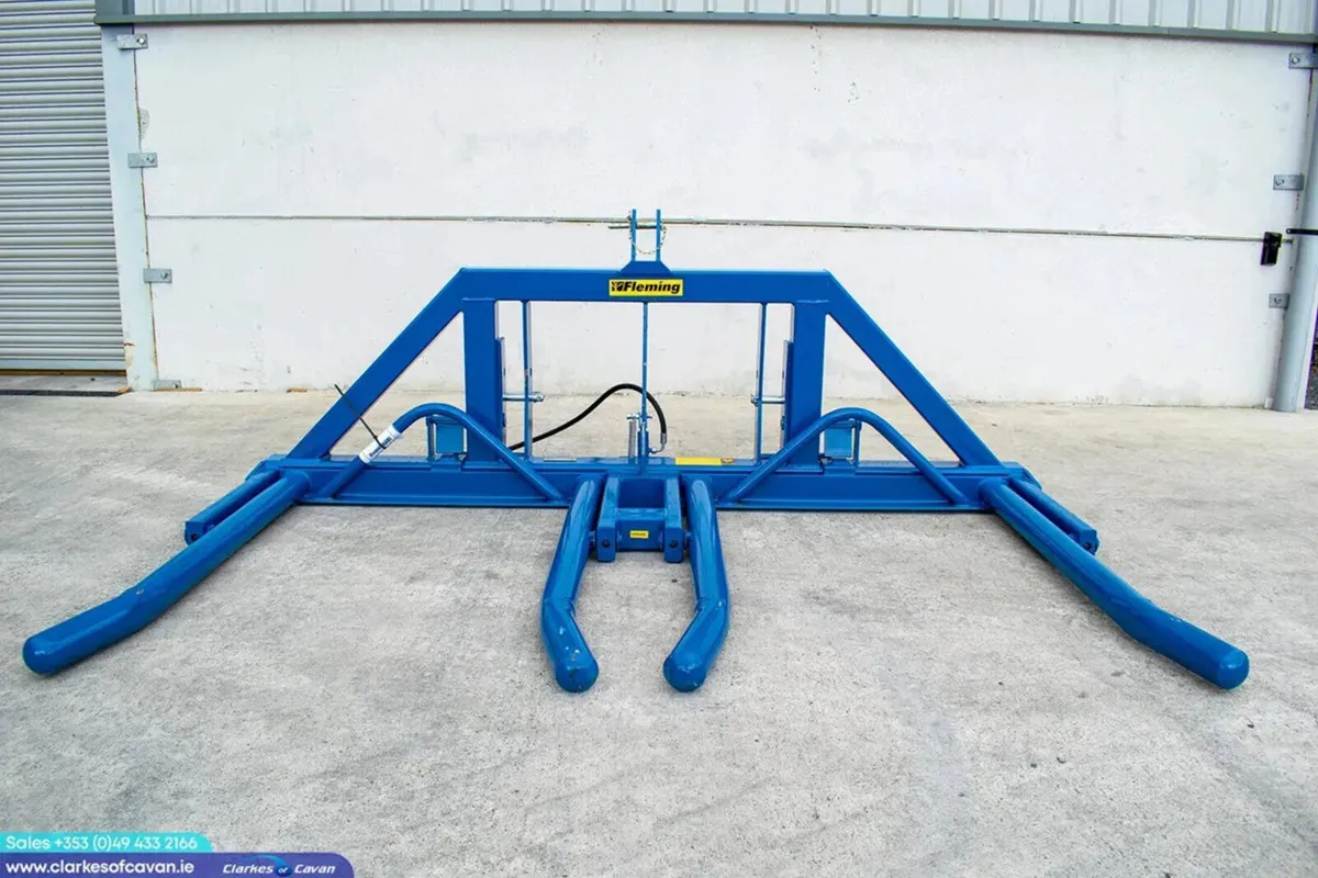 New Fleming Double Bale lifter - Image 2