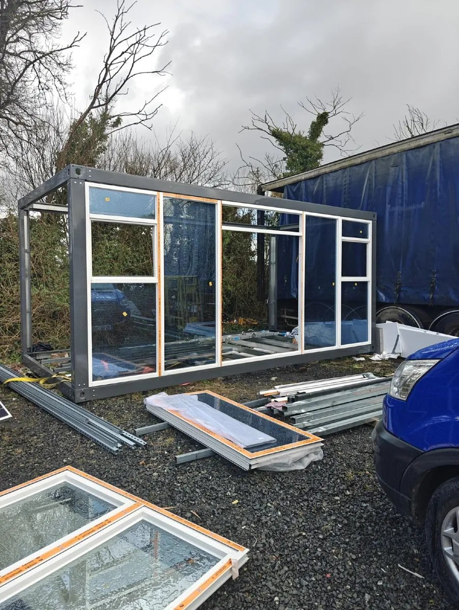 Modular house kit / accessories - Image 1