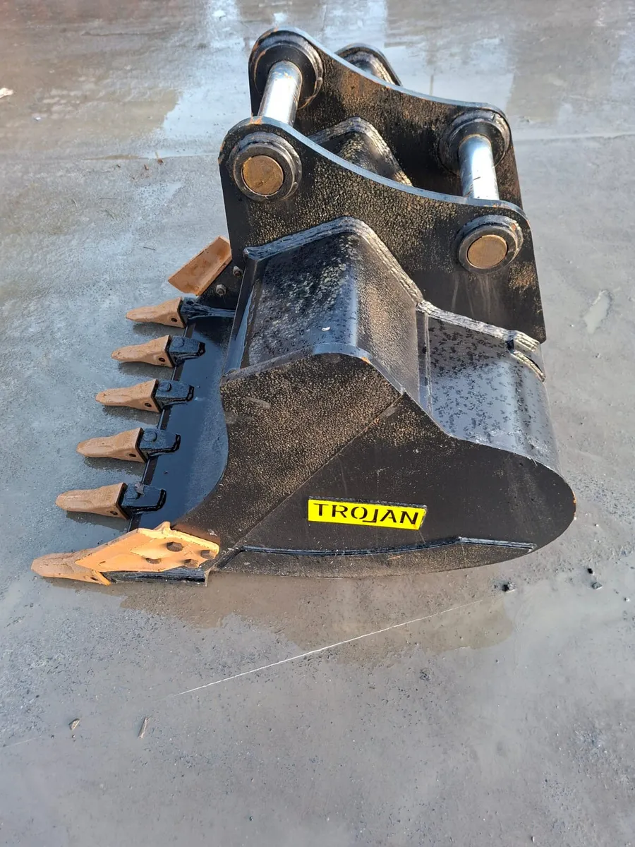 Bucket to suit 13 T Digger - Image 1
