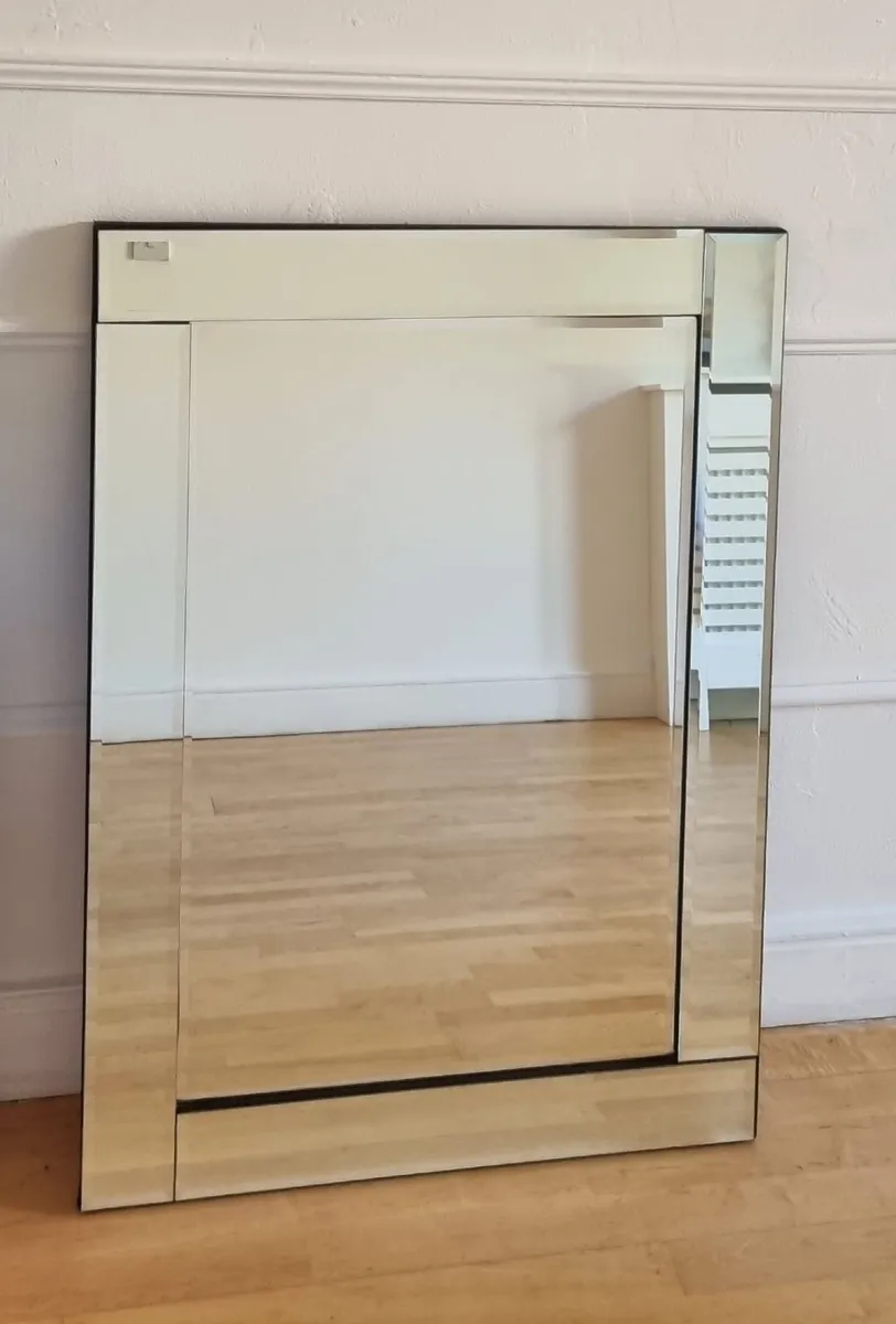 Wall Decor/ Mirror