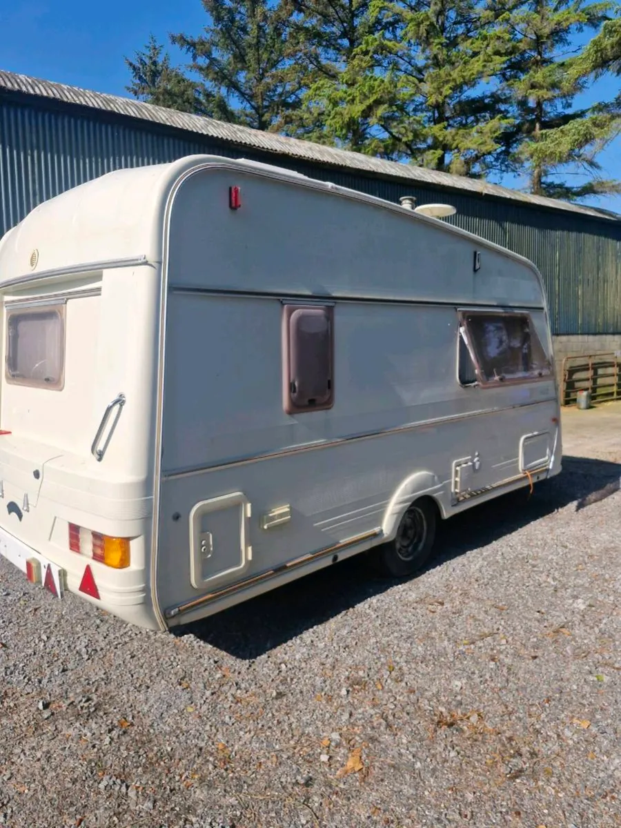 Caravan - Image 3