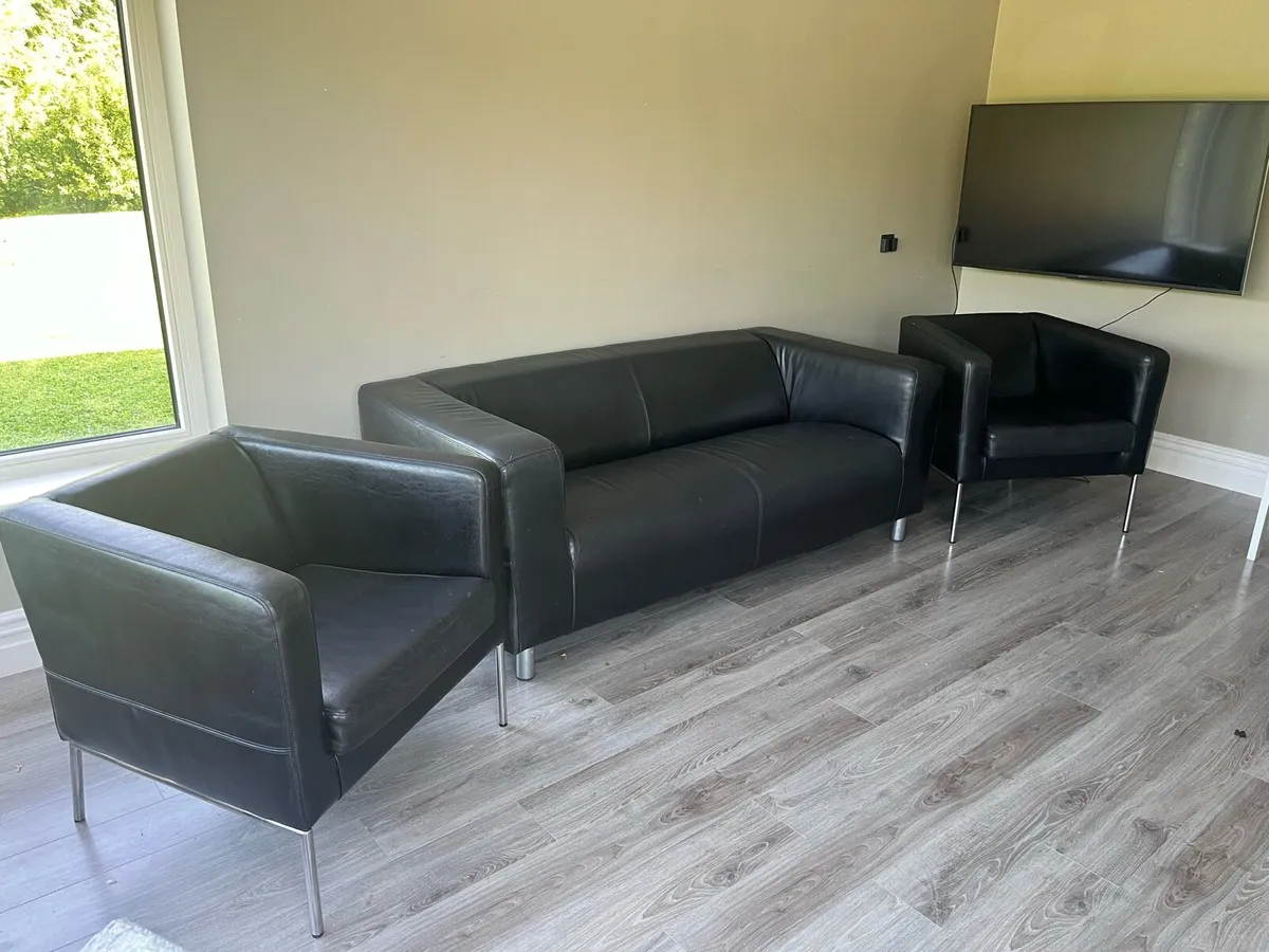 Couch - Image 1
