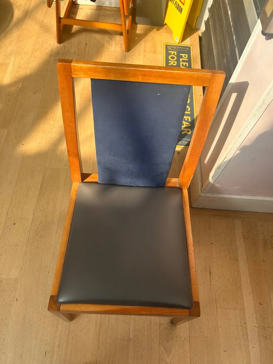 Cafe Chairs for Sale – Ideal Upcycling Project - Image 3
