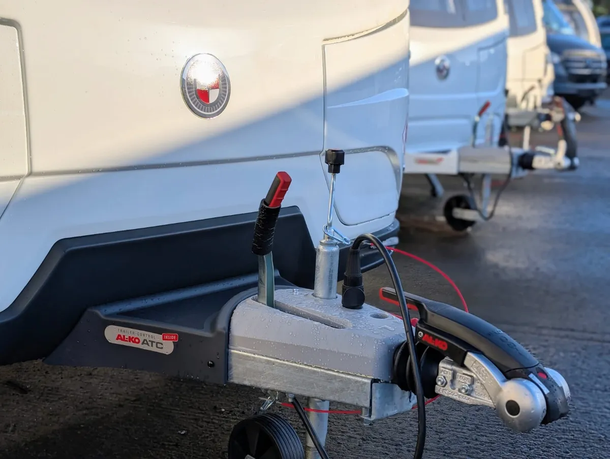 NEW COACHMAN VIP 545 - Image 3