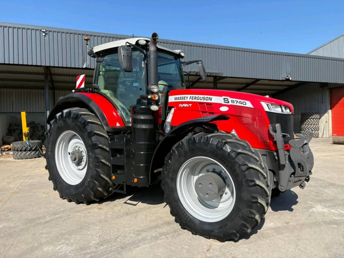 **** Massey Ferguson 8740S **** - Image 1