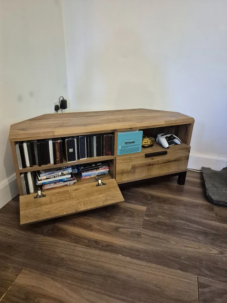 Wooden TV Unit - Image 3