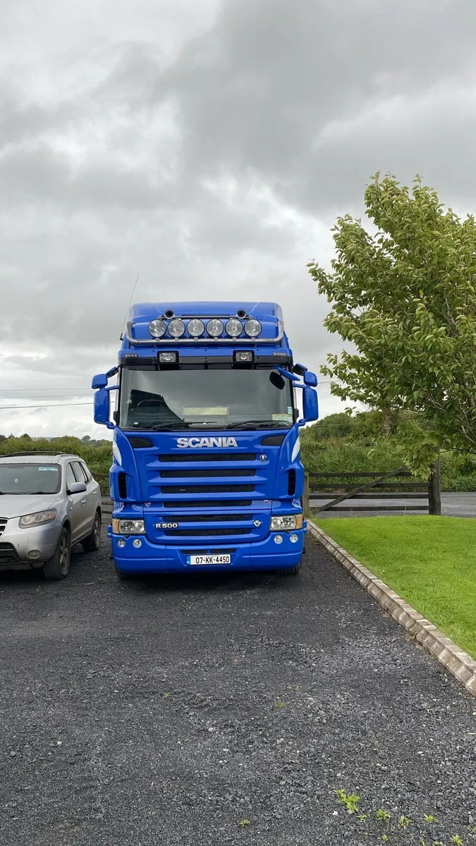 Truck - Image 2