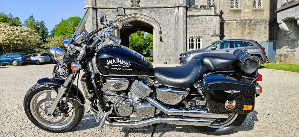 Honda Magna VF 750 V4 - Image 4