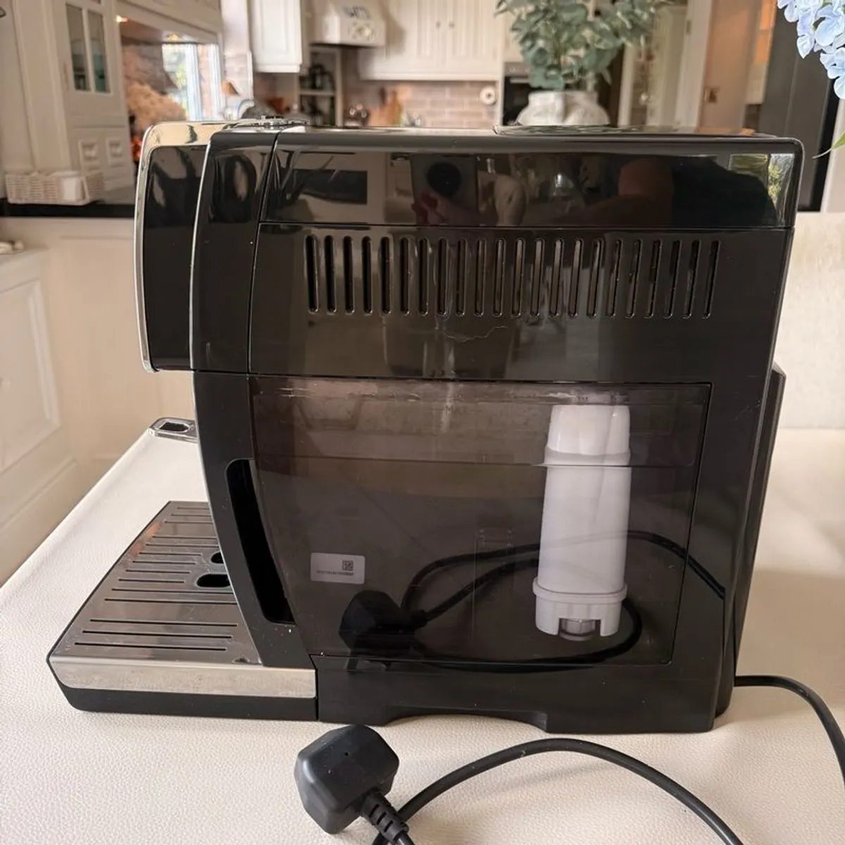 Delonghi DINAMICA coffee machine - Image 3