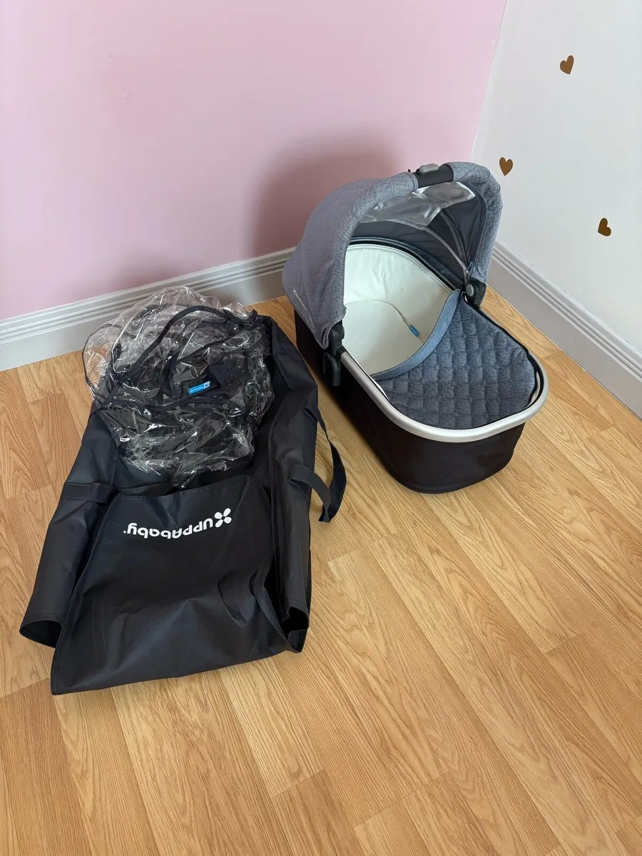 Uppababy Vista Bundle - Huge amount of extras incl - Image 4