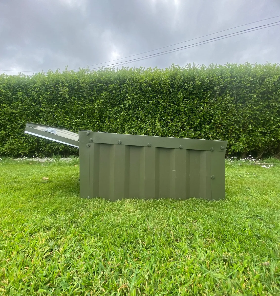 Robotic mower garage - Image 3