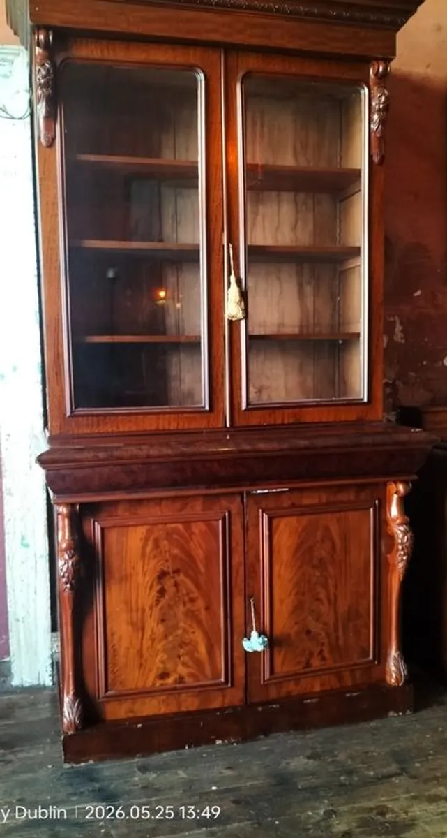 Victorian mahogany antique Bookcase - Image 3