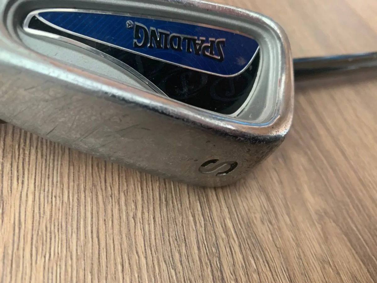 Child’s golf clubs and bag - Image 2
