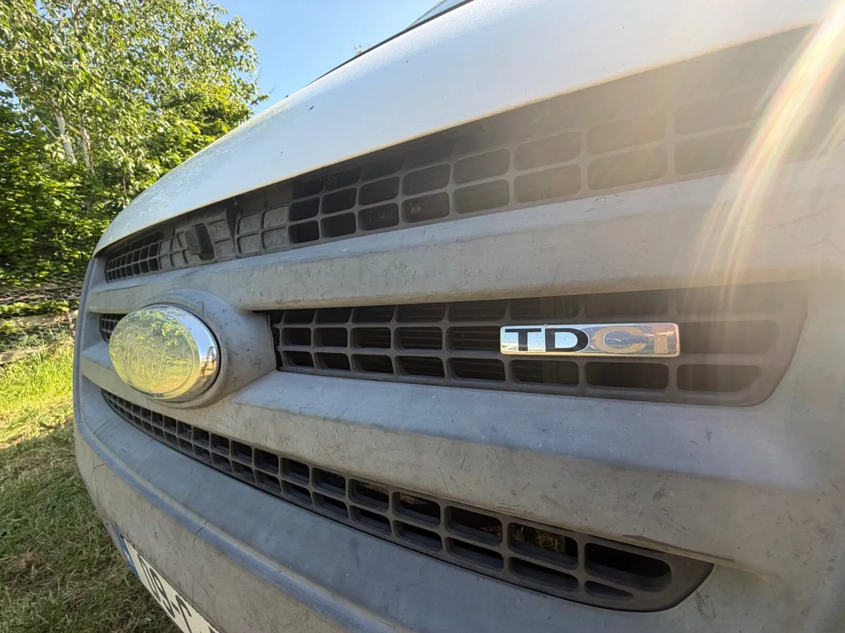 Ford Minibus - Image 2