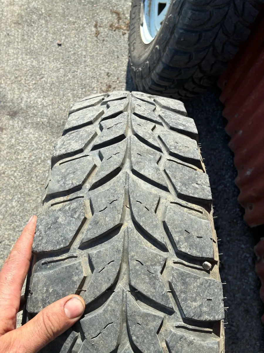Steel wheels and tyres r16 Toyota 6 stud - Image 4