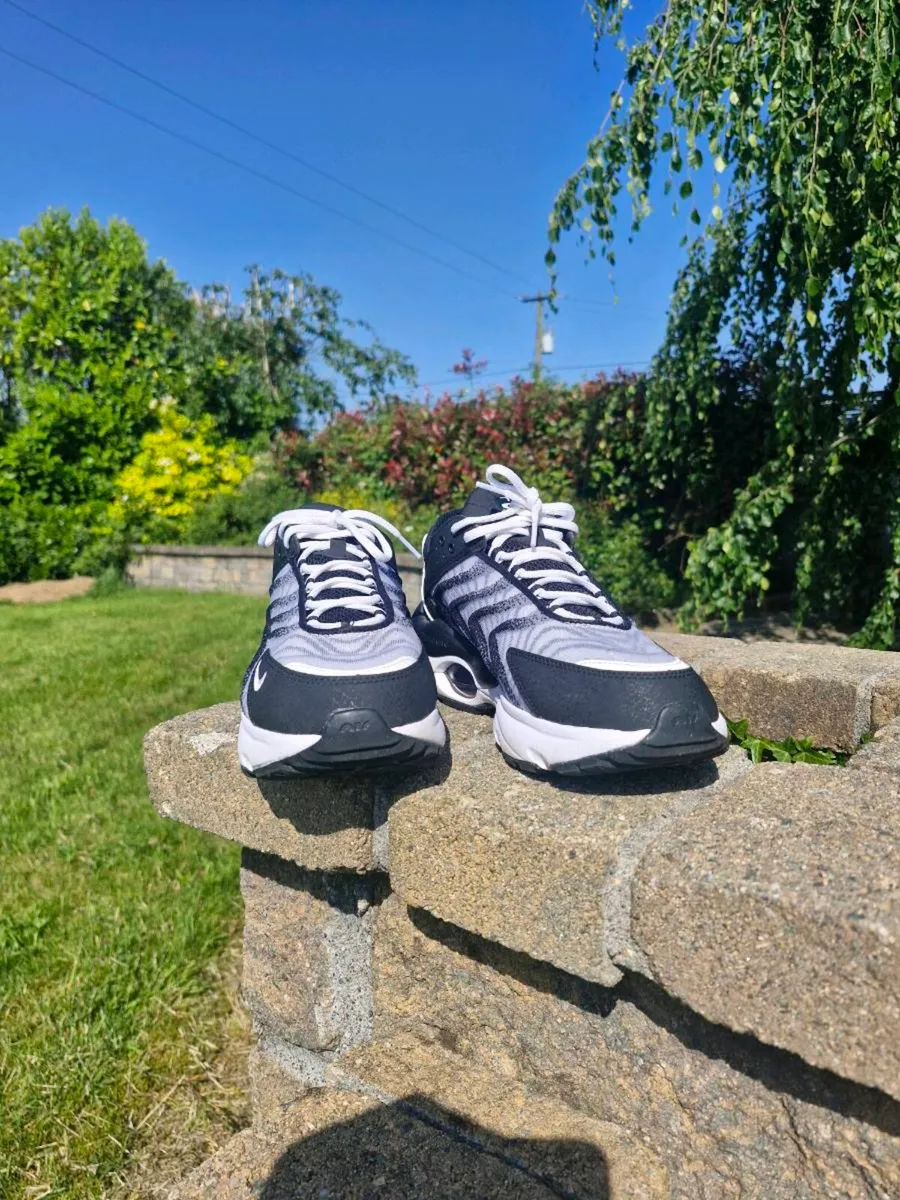 Nike trainers - Image 2