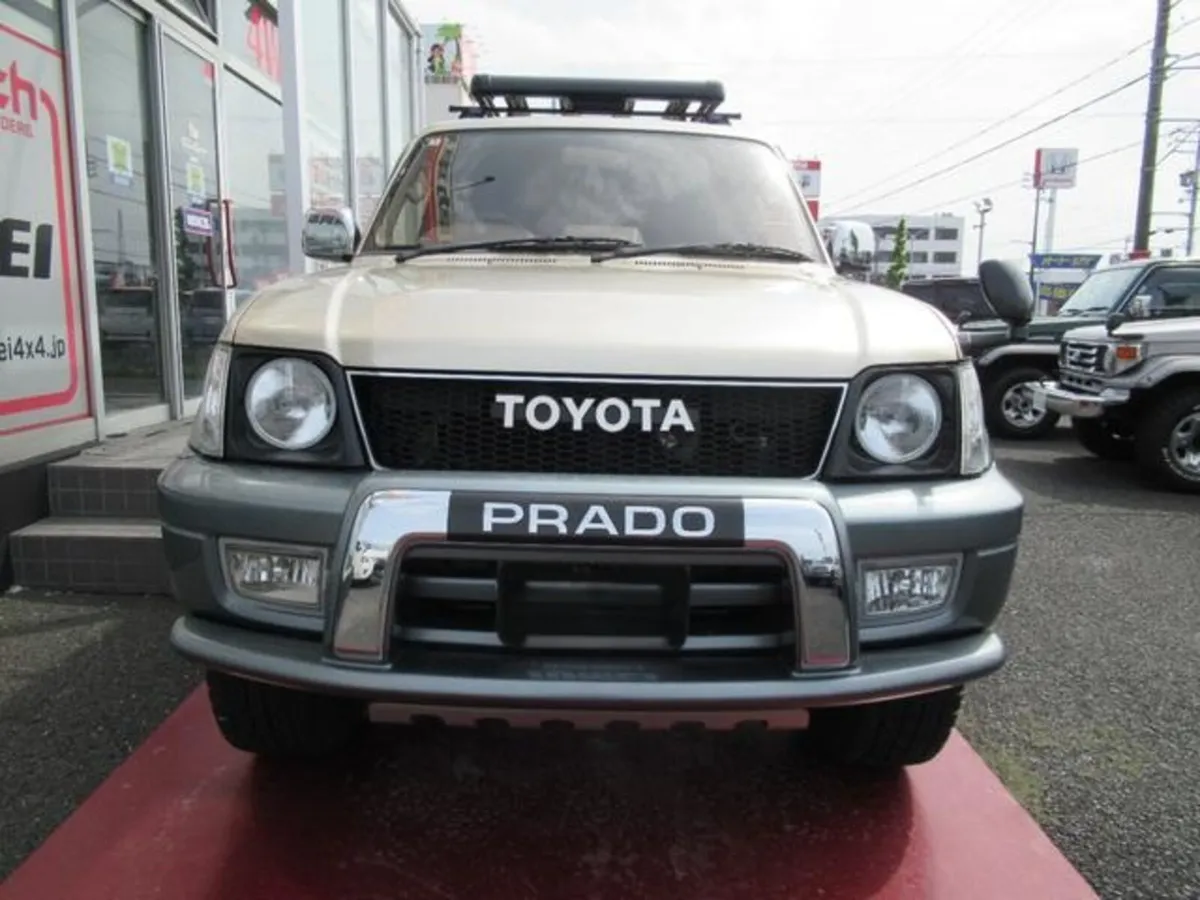 2002 Toyota Landcruiser SWB  3.0 Prado 2 seats - Image 1