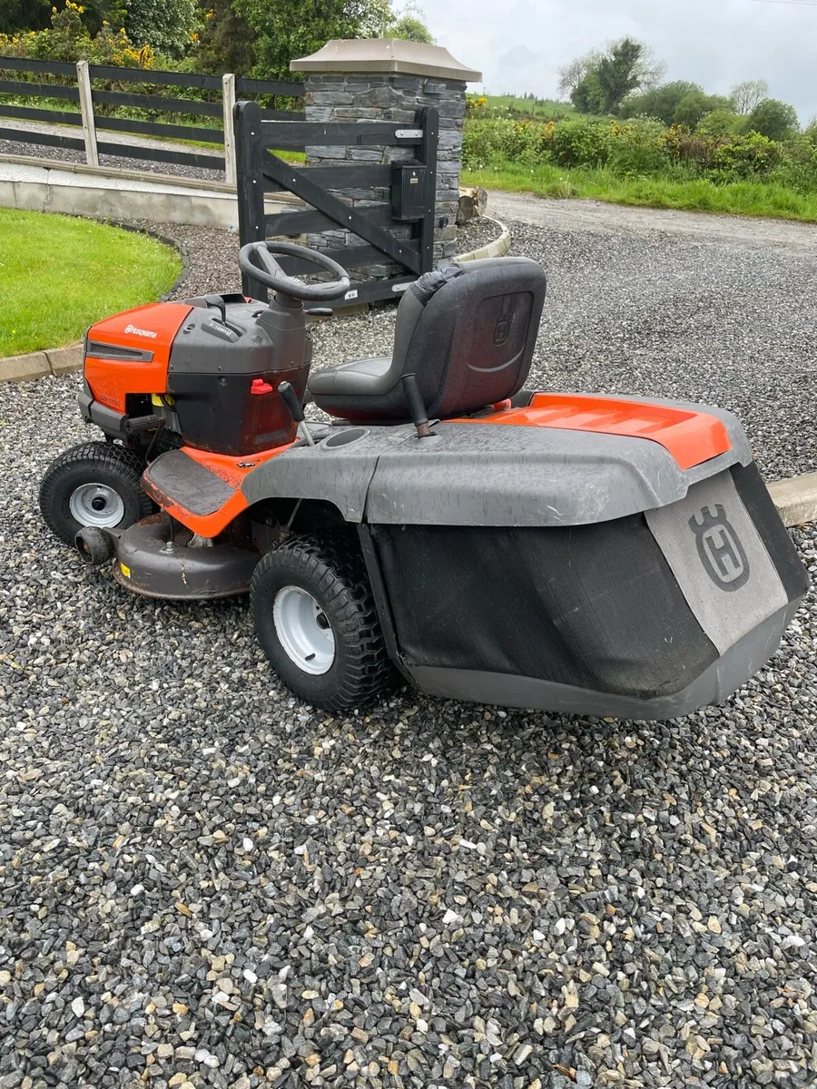 Husqvarna CTH173 lawnmower - Image 2