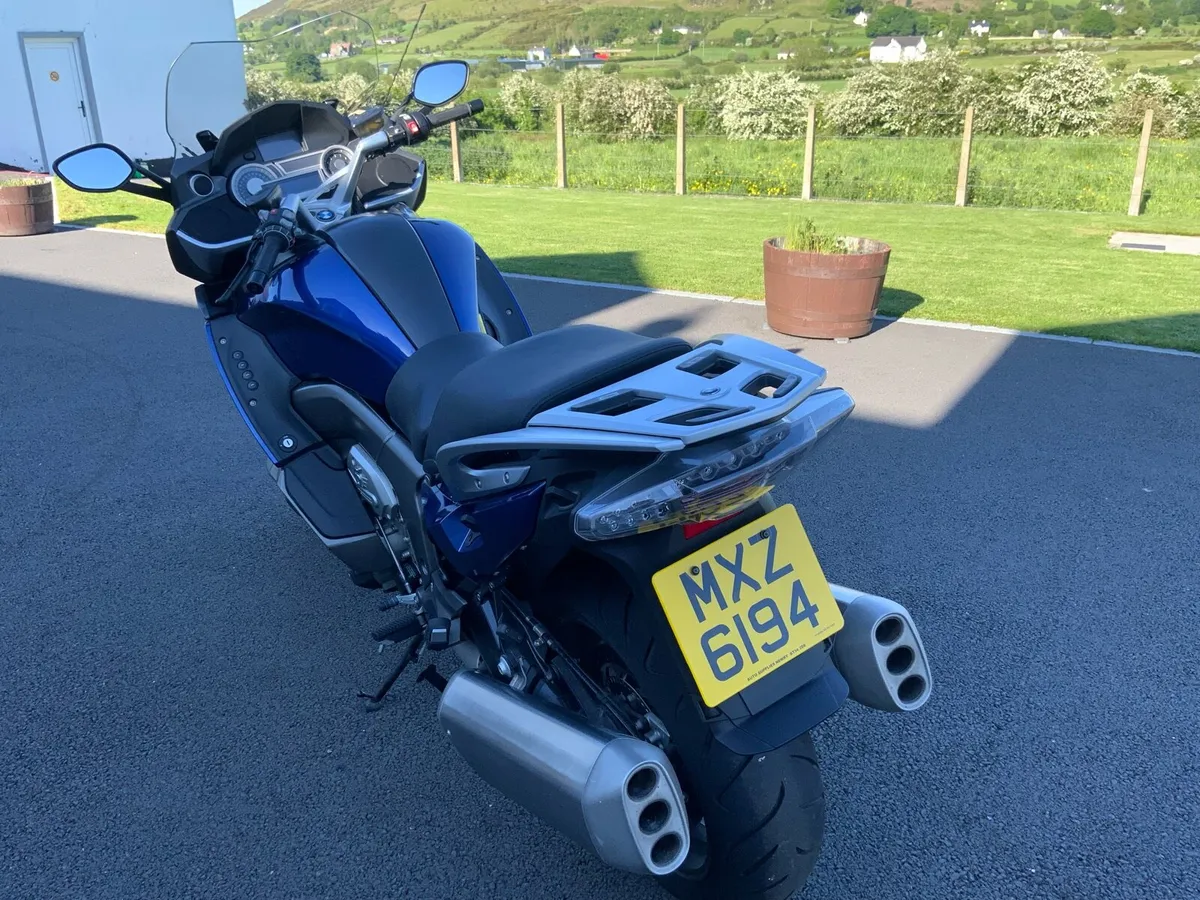 BMW MOTORBIKE - Image 1