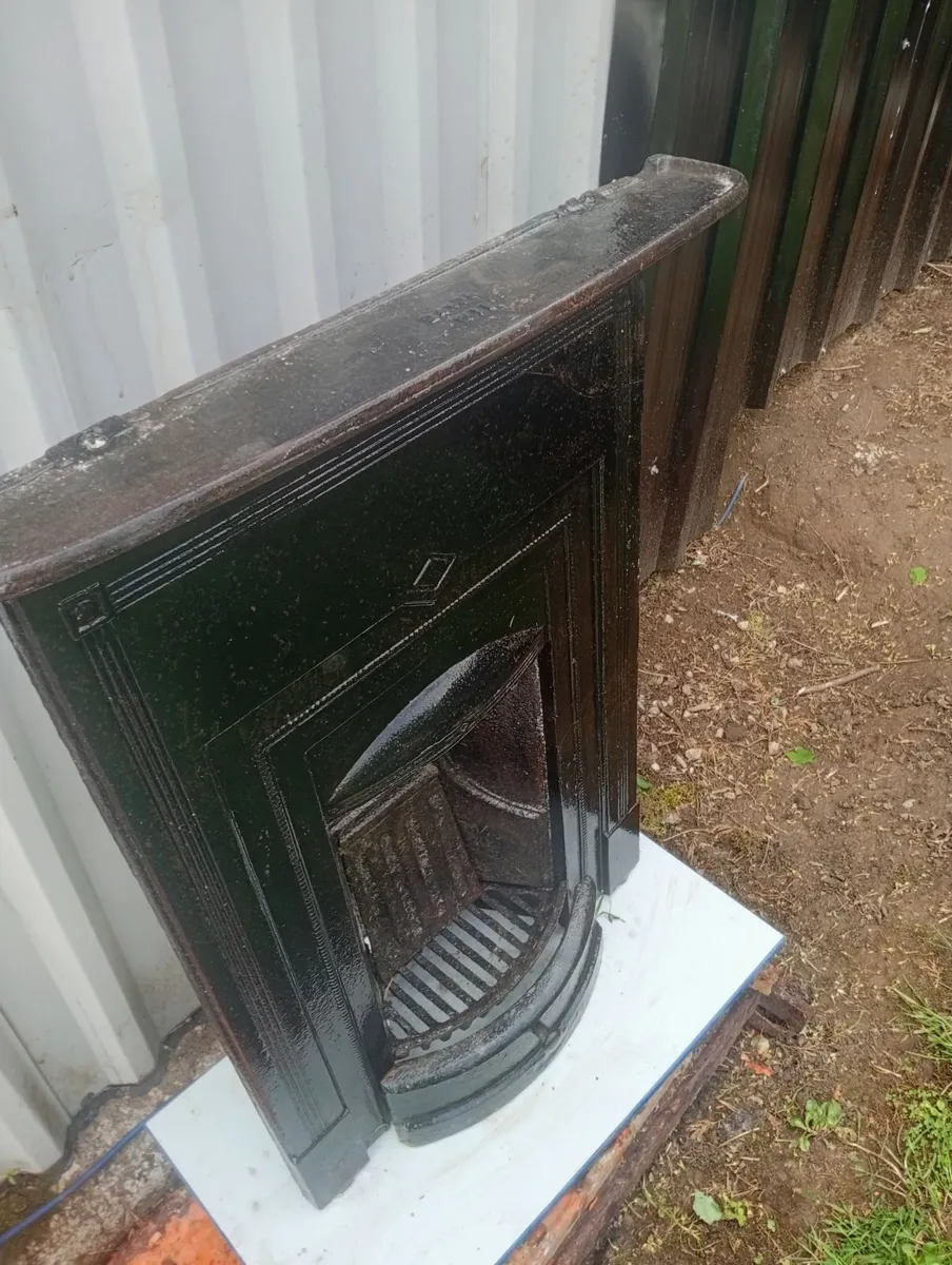 Antique fire place - Image 3