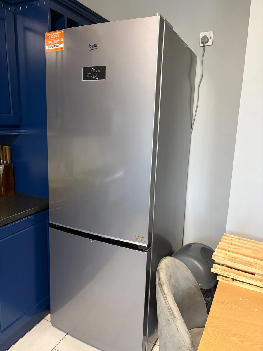Beko Freestanding Fridge Freezer - Brand New - Image 4