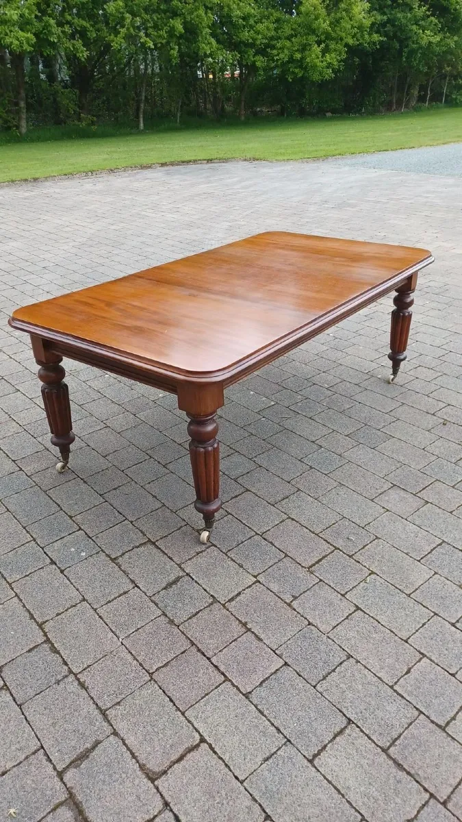 Mahogany Table - Image 1