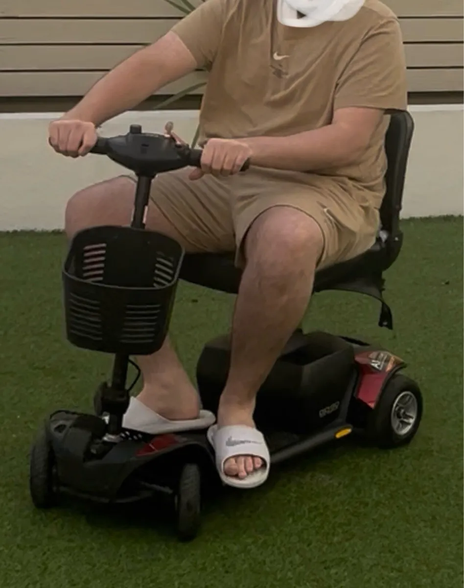 Mobility scooter - Image 1