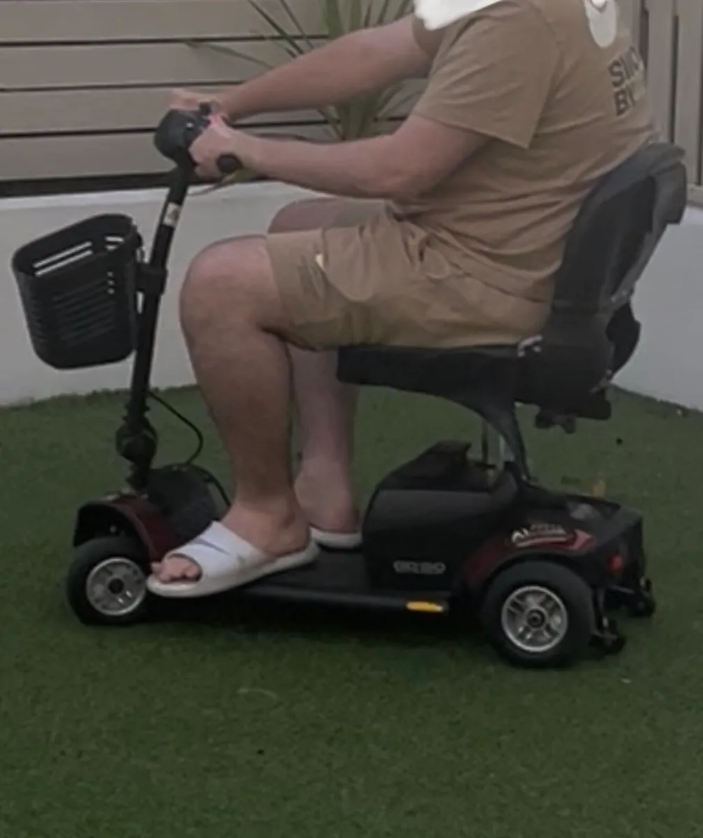 Mobility scooter - Image 2