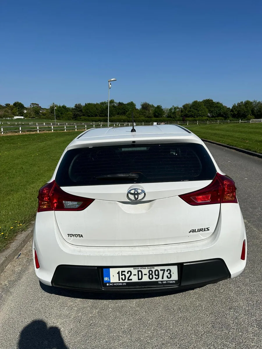 Toyota Auris 2015 Car Van - Image 4