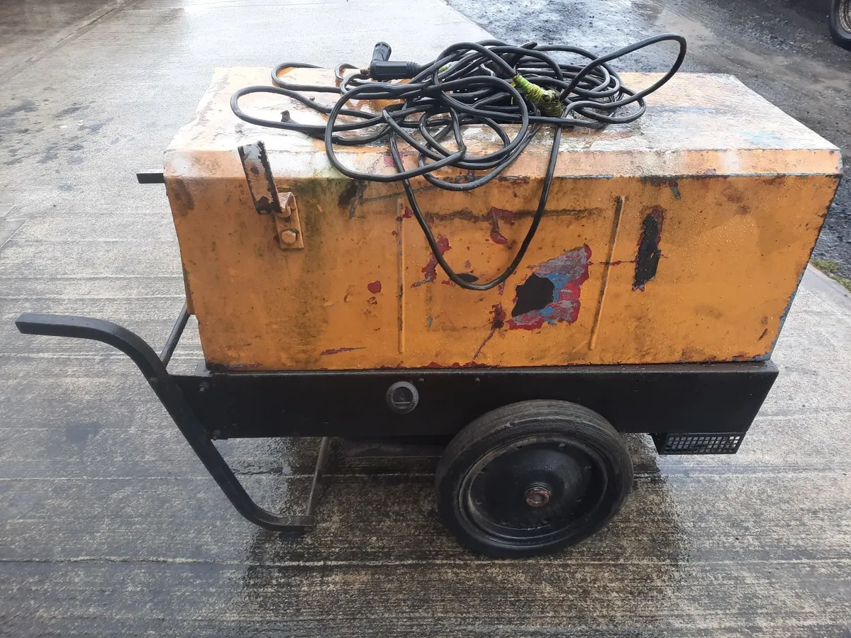 Diesel Generator and Welder - Image 3